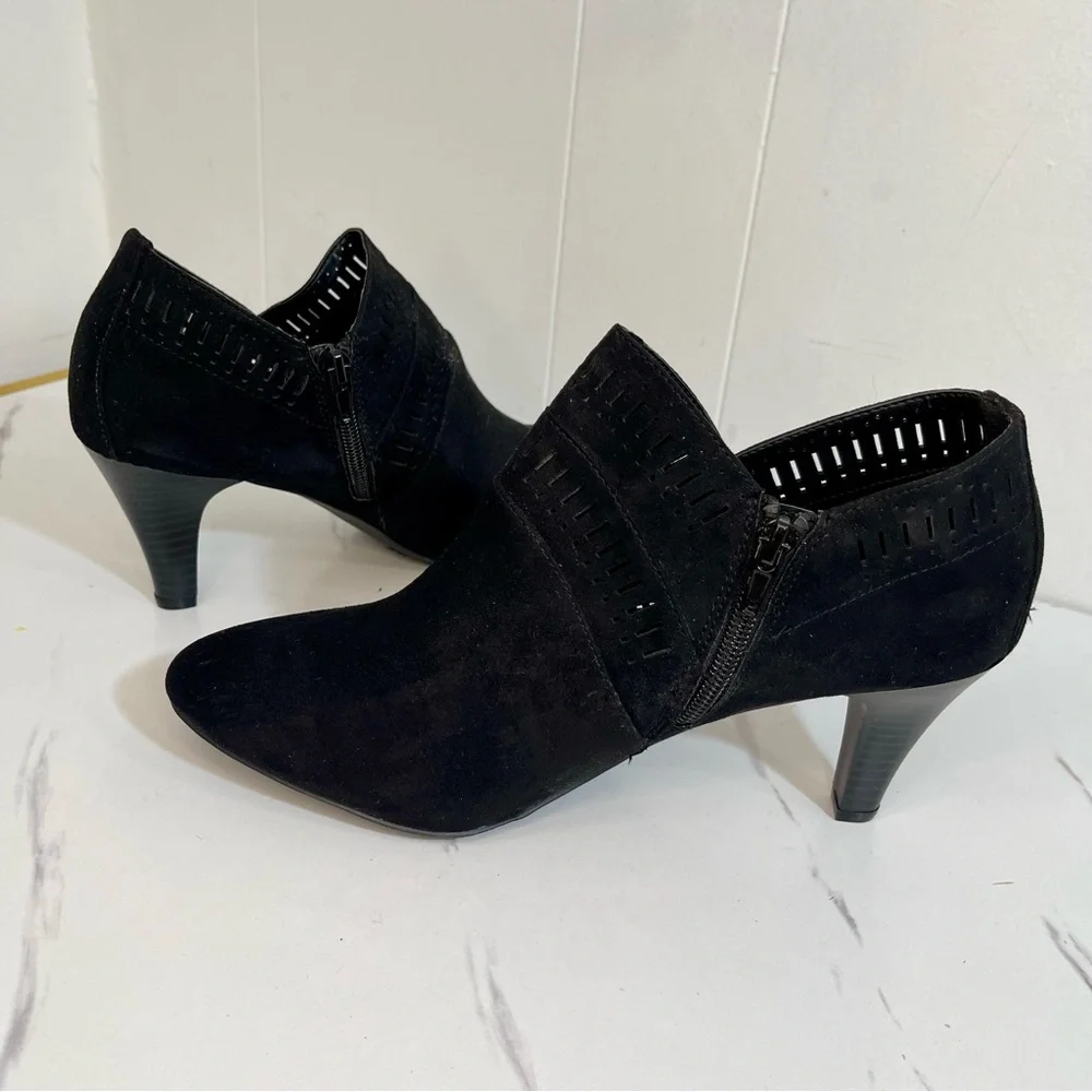 Karen Scott black ankle booties - size 9.5 with the cut-out detailing